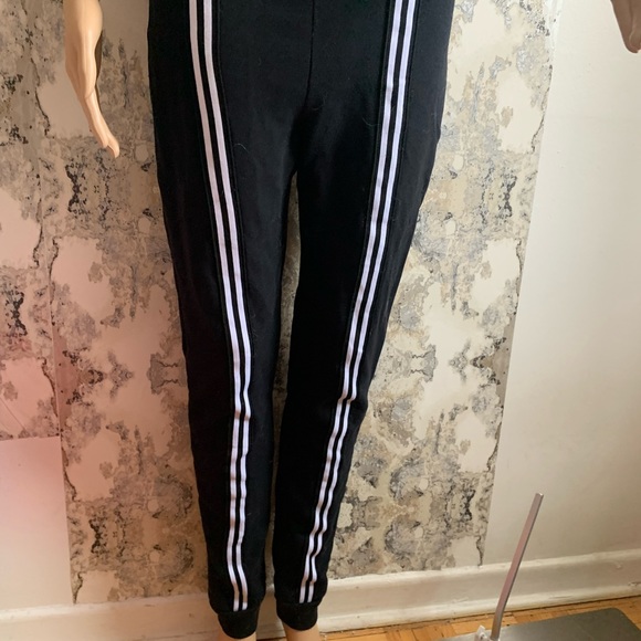 Comfortable athelesiure style jumpsuit - Picture 3 of 7